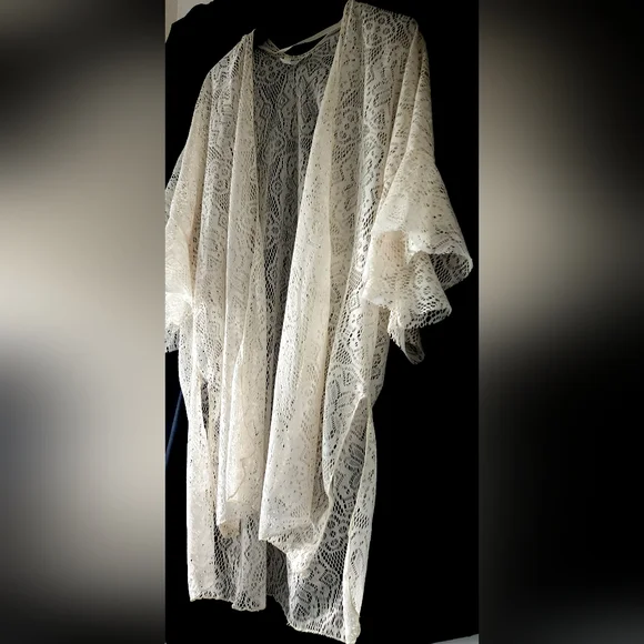 Mudd Cream Color Beach Cover-up Lacey Ruffle Sleeve Ladies Woman 1 Size Fits All - Picture 2 of 7